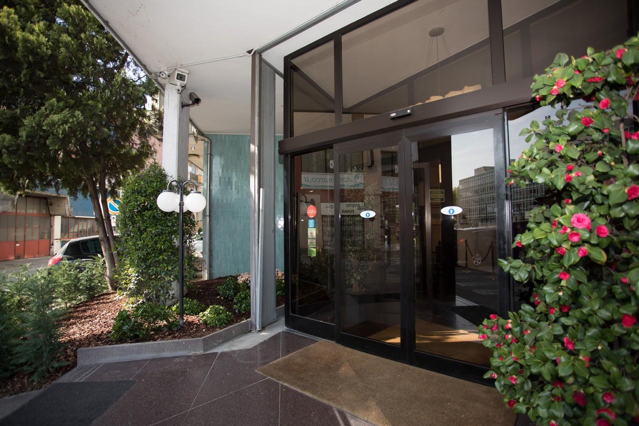 Ih Hotels Milano Eur - Trezzano Sul Naviglio Exteriör bild